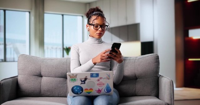 what happens if i miss a student loan payment?